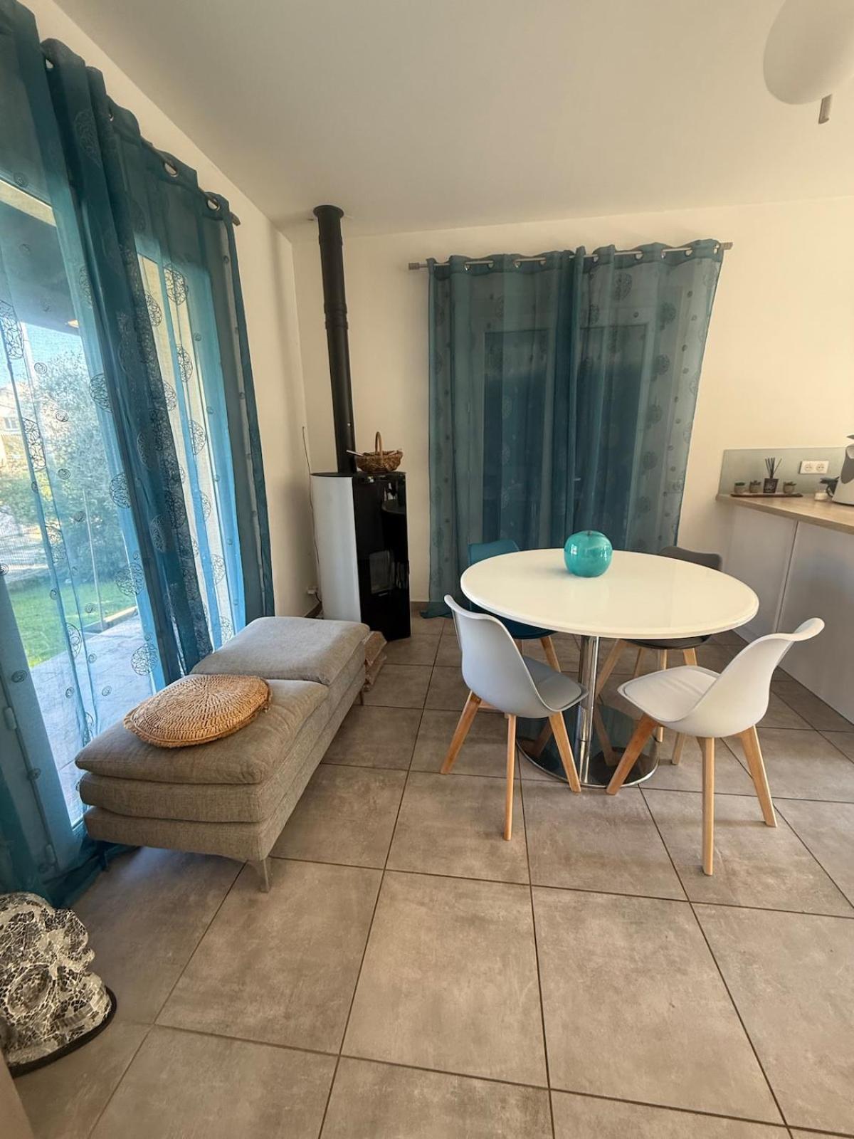 Le Havre De Paix En Garrigue 4 Chambres 3 Sdb Piscine Bezouce エクステリア 写真